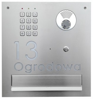 Skrzynka Verona z wideodomofonem Fermax, szyfratorem B880 i napisem
