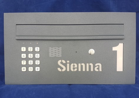 Skrzynka Werbena z napisem, domofonem i szyfratorem B880